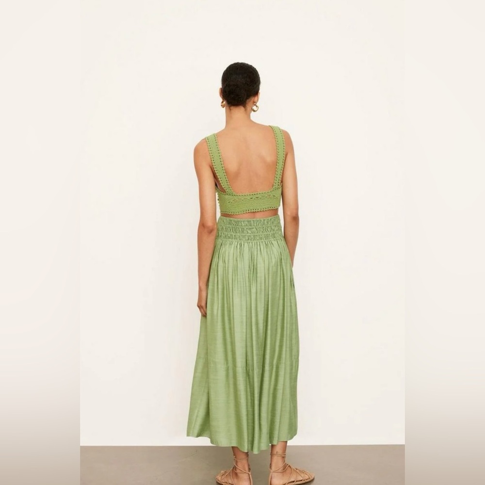Vince Smocked Midi Skirt in Pistachio XS - Picture 5 of 6